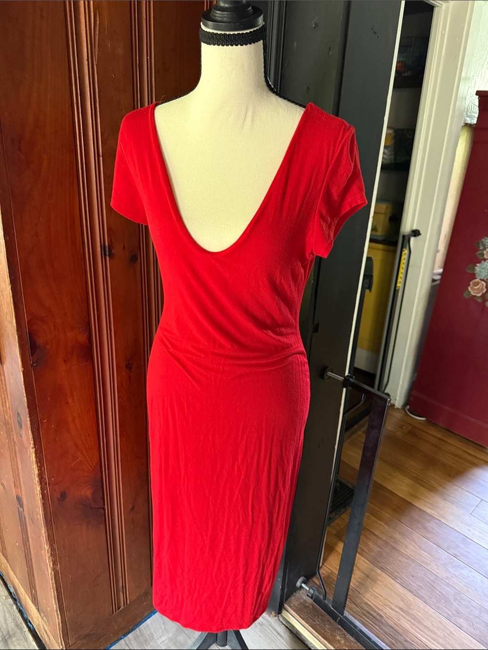 See You Monday Red Scoop Neck Midi Dress
